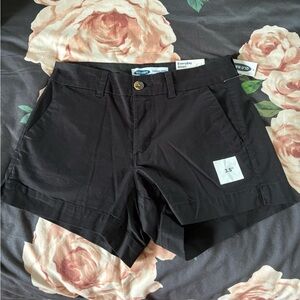 Black women’s Old Navy everyday shorts